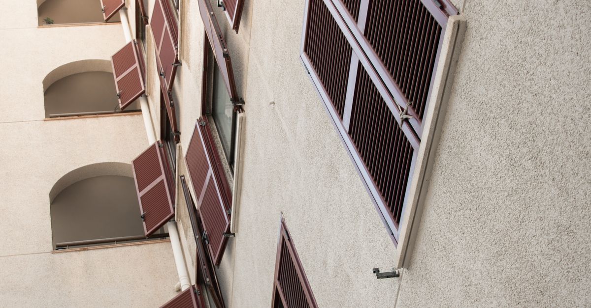 Best Practices for Cleaning Timber Plantation Shutters