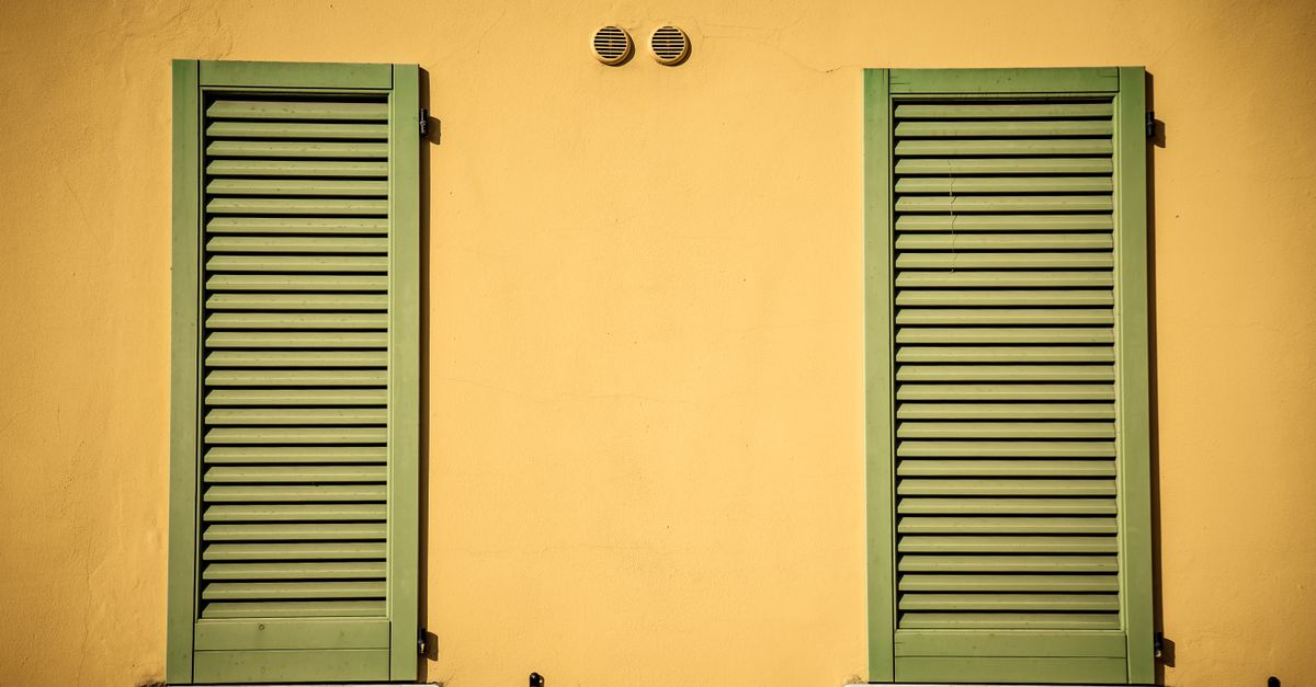 How to Choose the Right Installation Service for Your Plantation Shutters